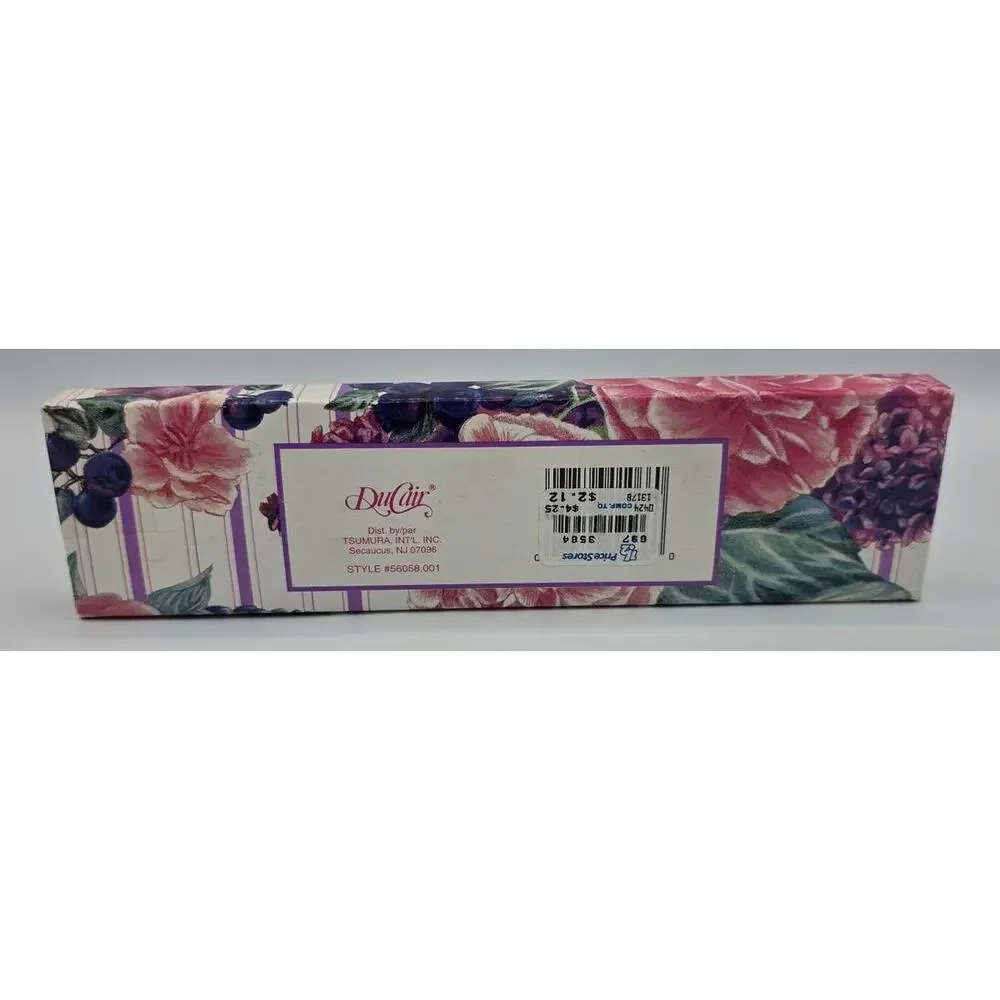 NEW Vintage 1970/80 DuCair Victorian Blossoms 5 Flower Shaped Decorative Soaps
